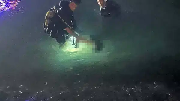 Antalya'da gece saatlerinde denize giren iki genç hayatını kaybetti