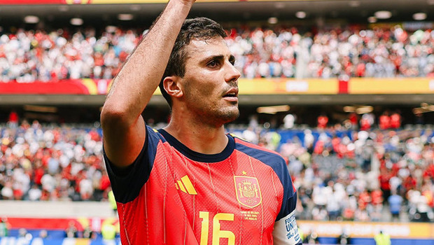 Barcelona'nın Rodri ısrarı: 70 milyon euro'luk teklif İngilizleri ikna etmedi