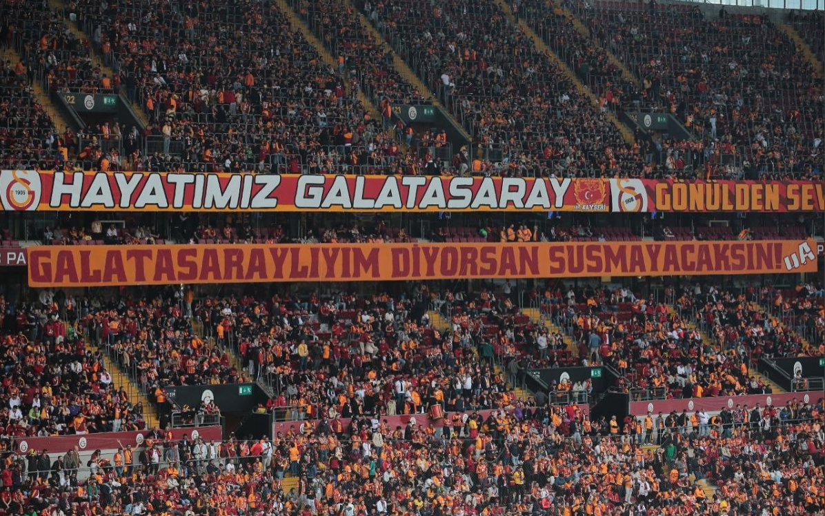 Galatasaray'ın efsane taraftar grubu ultrAslan'dan şok karar: Faaliyetler sonlandırıldı