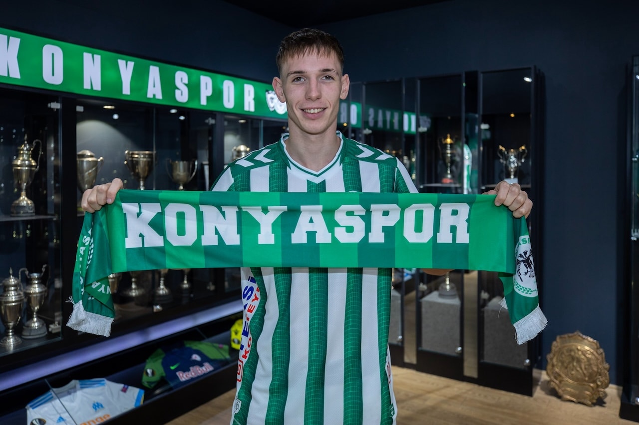 Konyaspor, Macar orta sahayı kadrosuna kattı