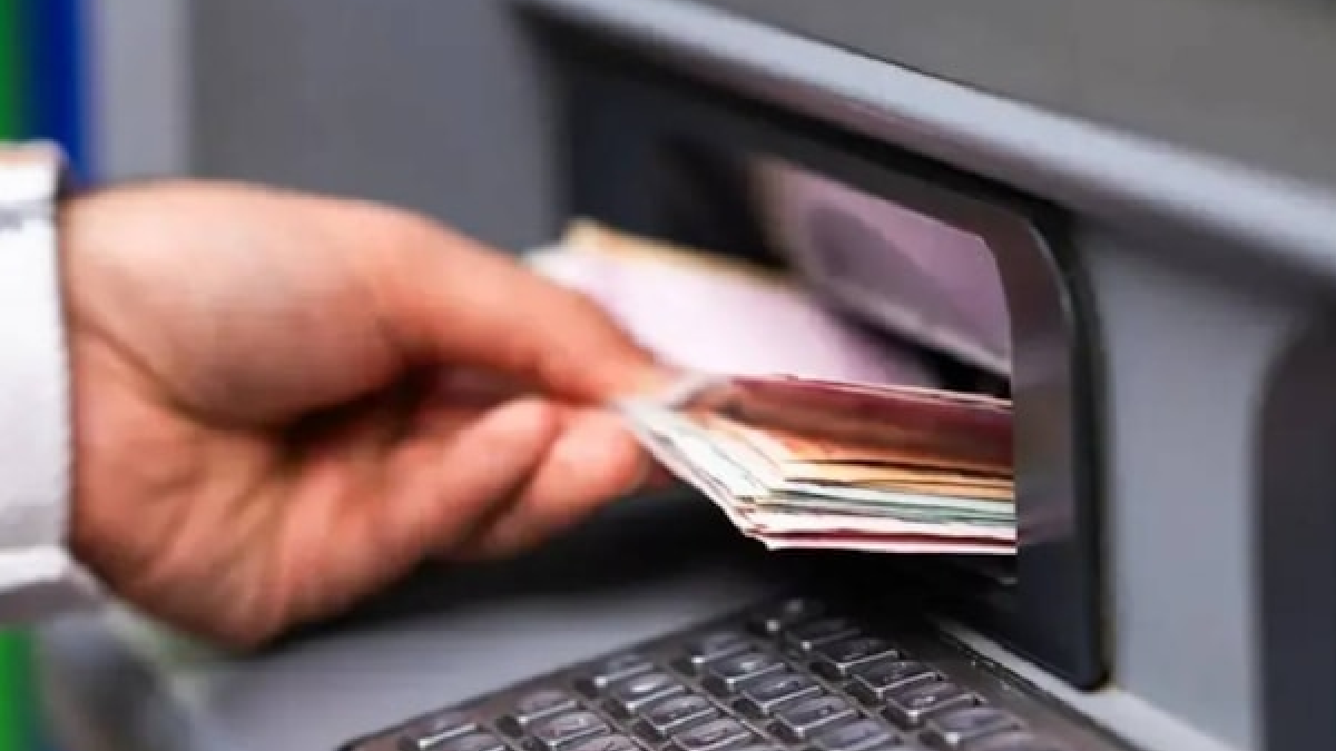 ATM'de Bu Hata Yapılırsa Para Hemen Bloke Oluyor: Vatandaşlar Uyarıldı