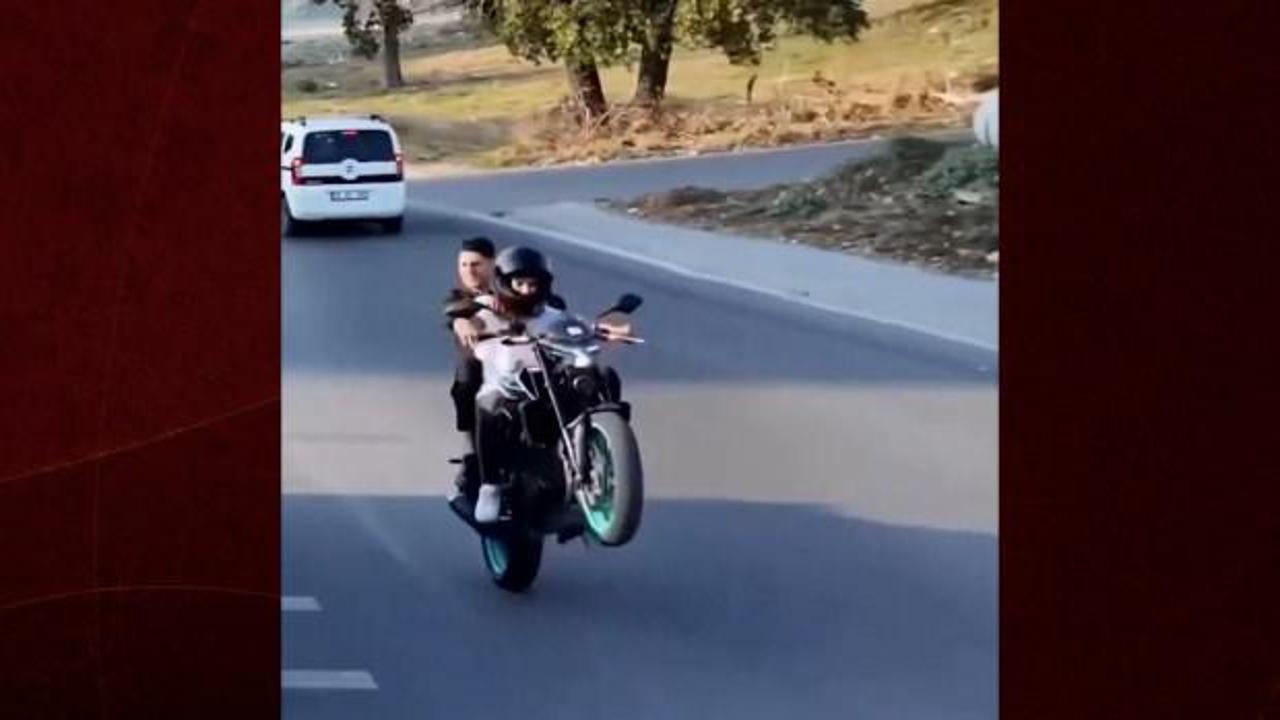 İstanbul'da düğün konvoyunda tehlikeli motosiklet gösterisi kazayla bitti