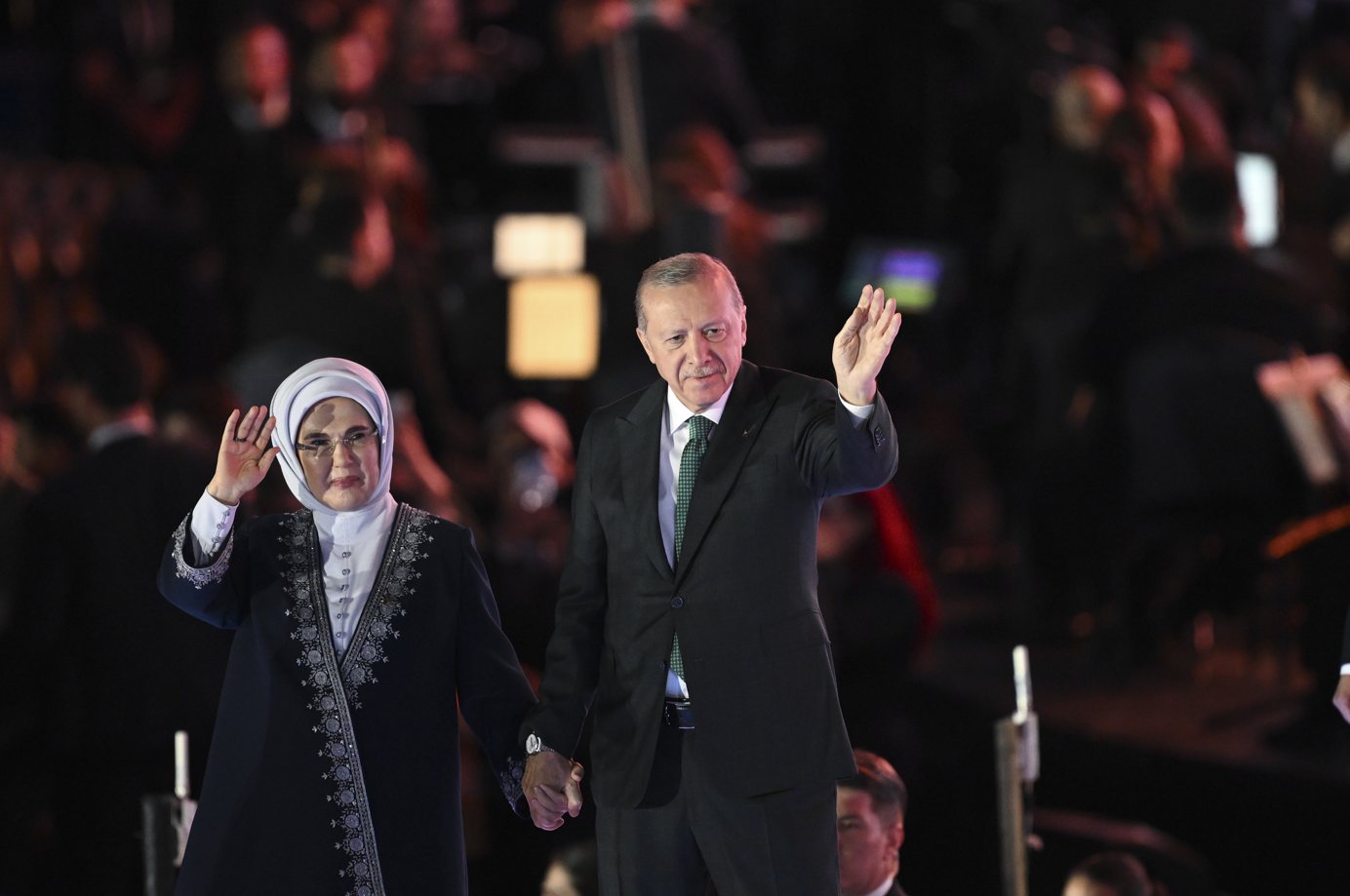 AK Parti 25. yılını coşkuyla kutladı: Erdoğan 'Çeyrek asrı devirmenin gururunu yaşıyoruz' dedi