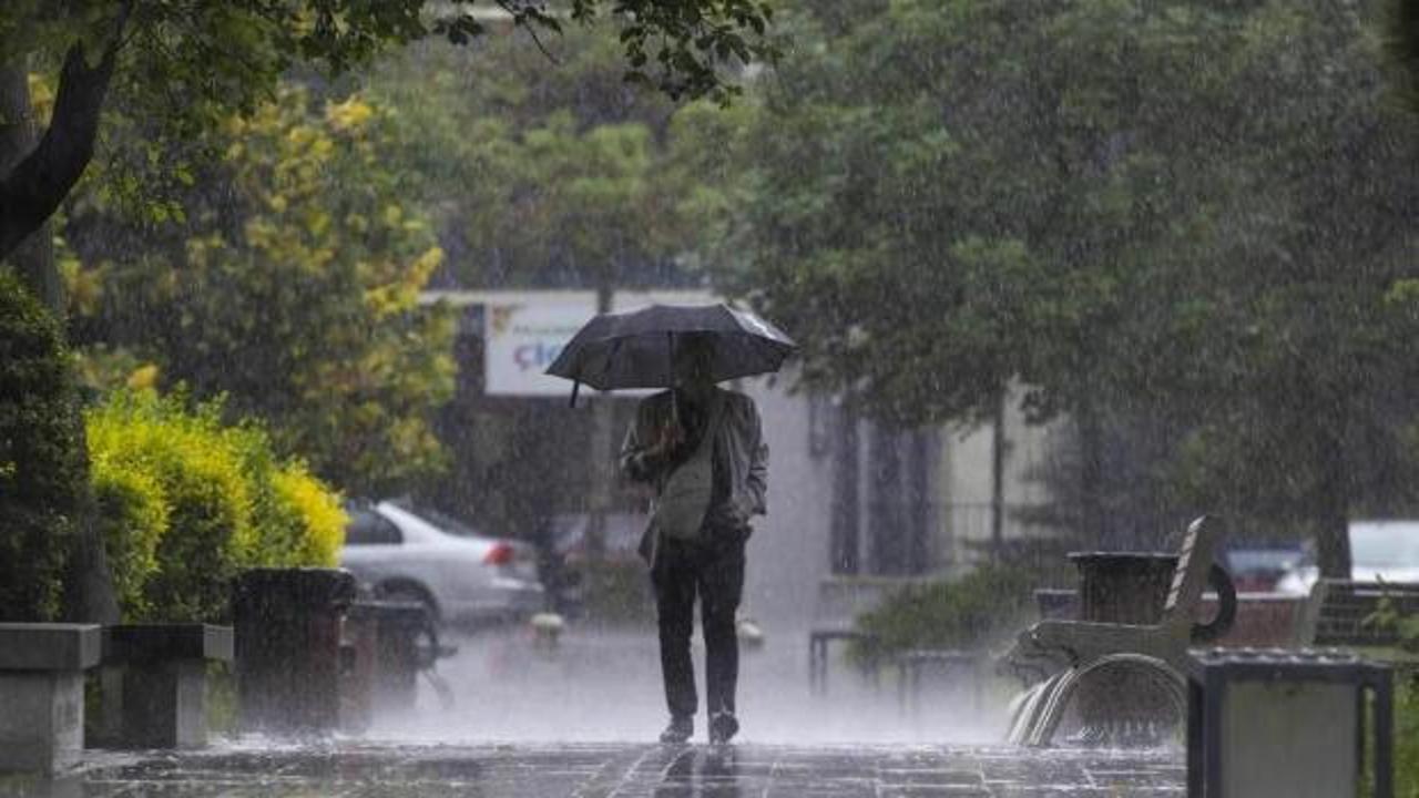 Meteoroloji'den 12 ile fırtına uyarısı: 4 ilde denize giriş yasağı