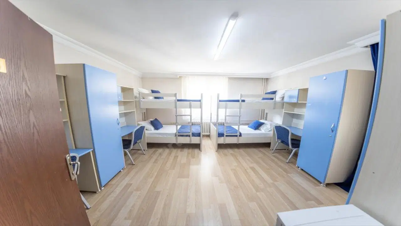 İstanbul'da özel yurt fiyatları cep yakıyor: Aylık 76 bin TL'yi buluyor