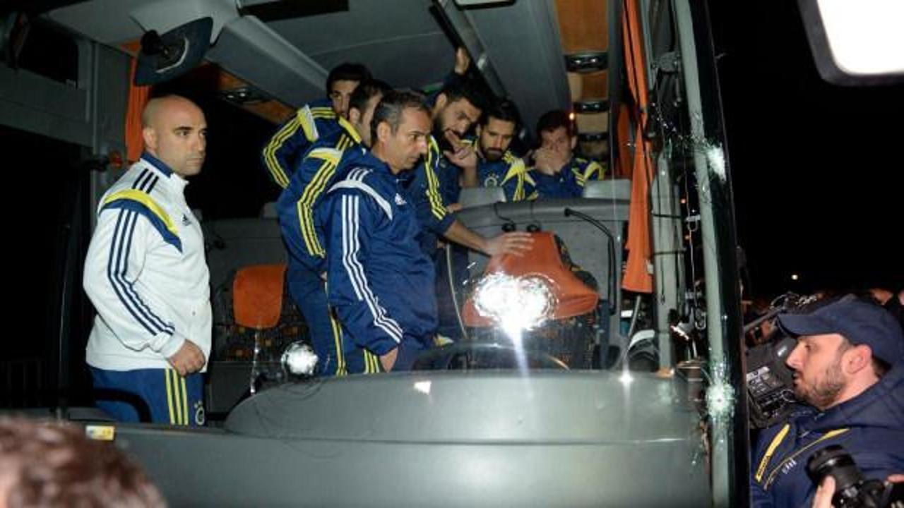 Fenerbahçe otobüsüne saldırı soruşturmasında 4 zanlı adliyeye sevk edildi