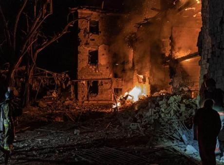 Rusya'dan Ukrayna'ya gece yarısı bombardımanı: 166 hava aracıyla saldırdı, Kiev'de 7 yaralı