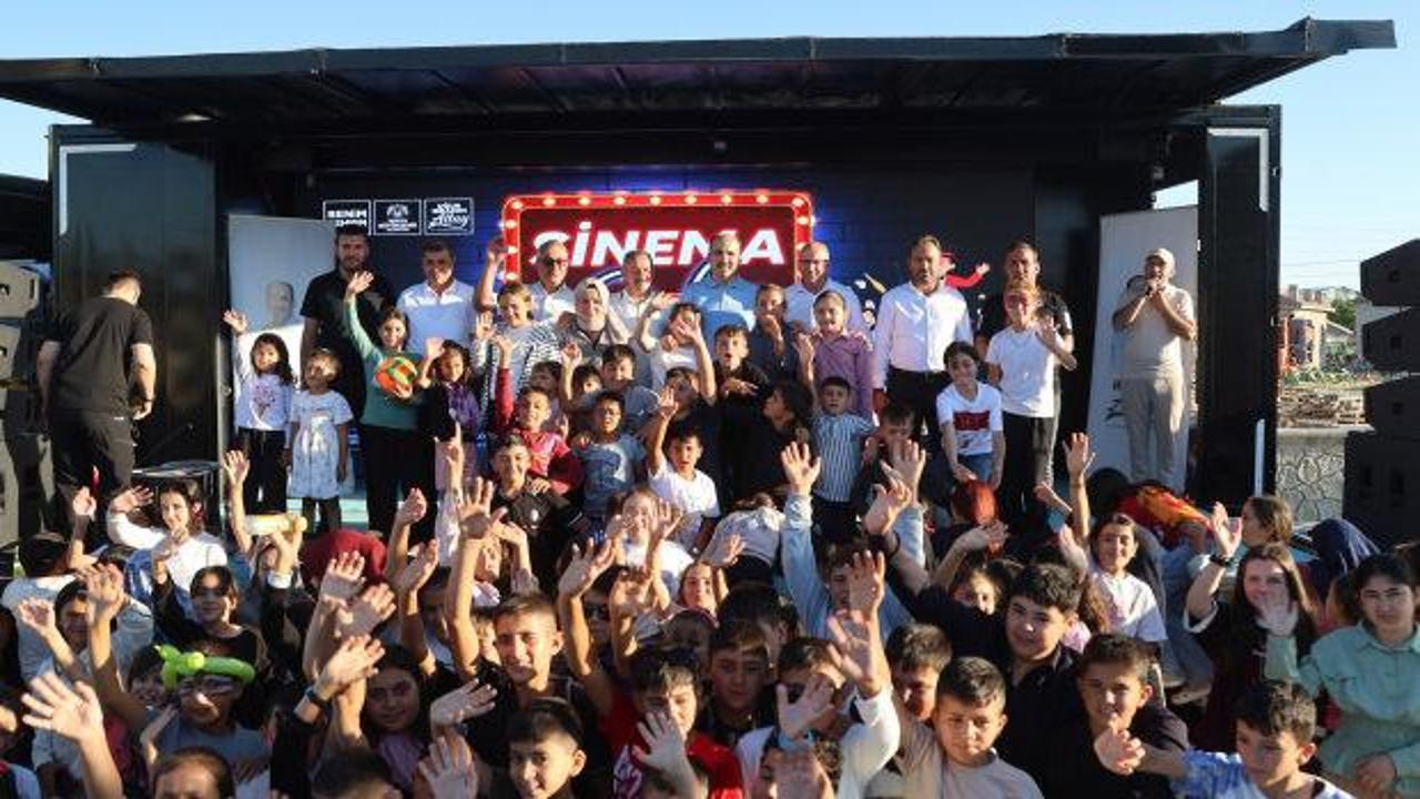Konya'nın dört bir yanında sinema ve şenlik rüzgârı esti: 80 bin Konyalı açık hava etkinliklerinde buluştu