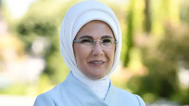 Emine Erdoğan'dan AK Parti'nin 25. yılına anlamlı mesaj