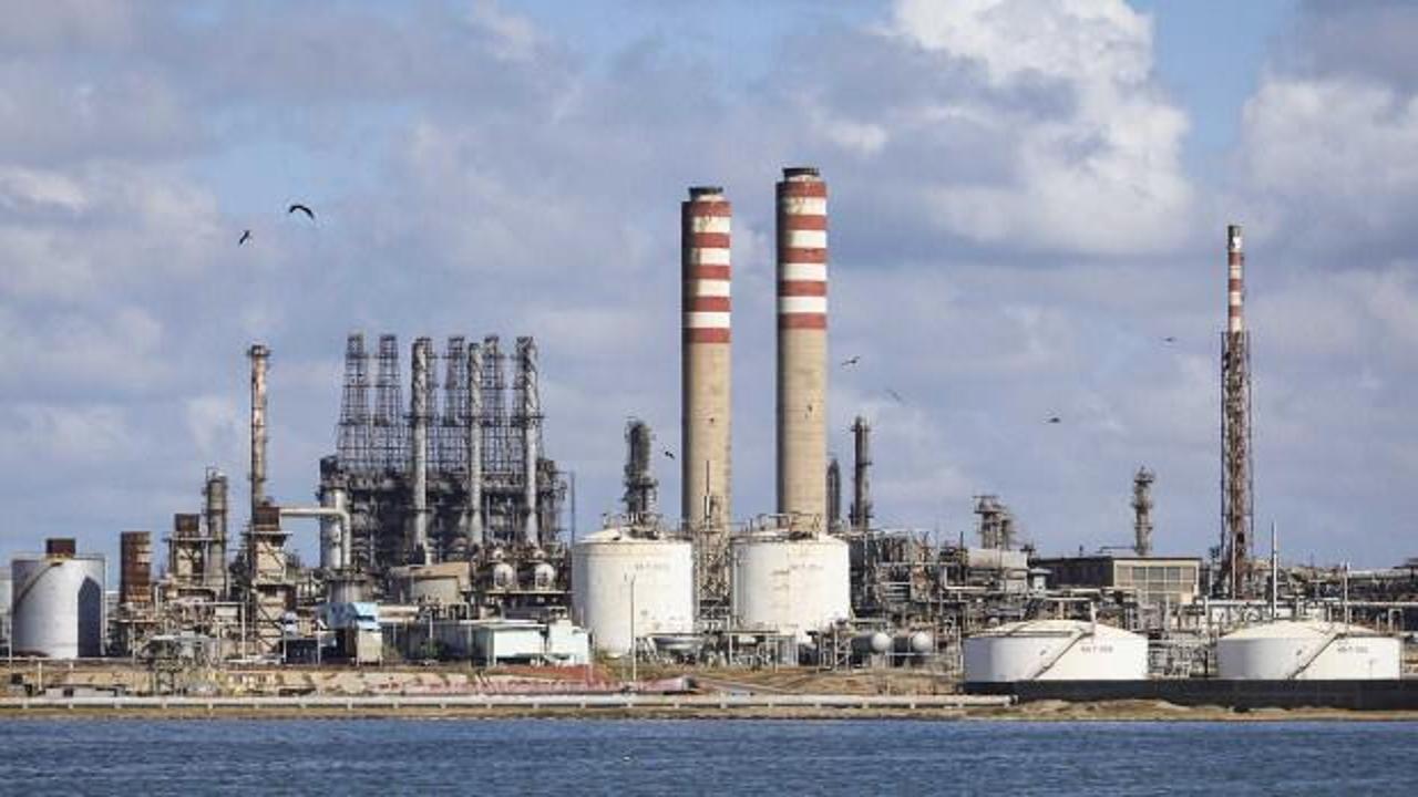 ABD'nin Venezuela petrol gelirleri tartışma yarattı: 13 milyar dolar nerede?