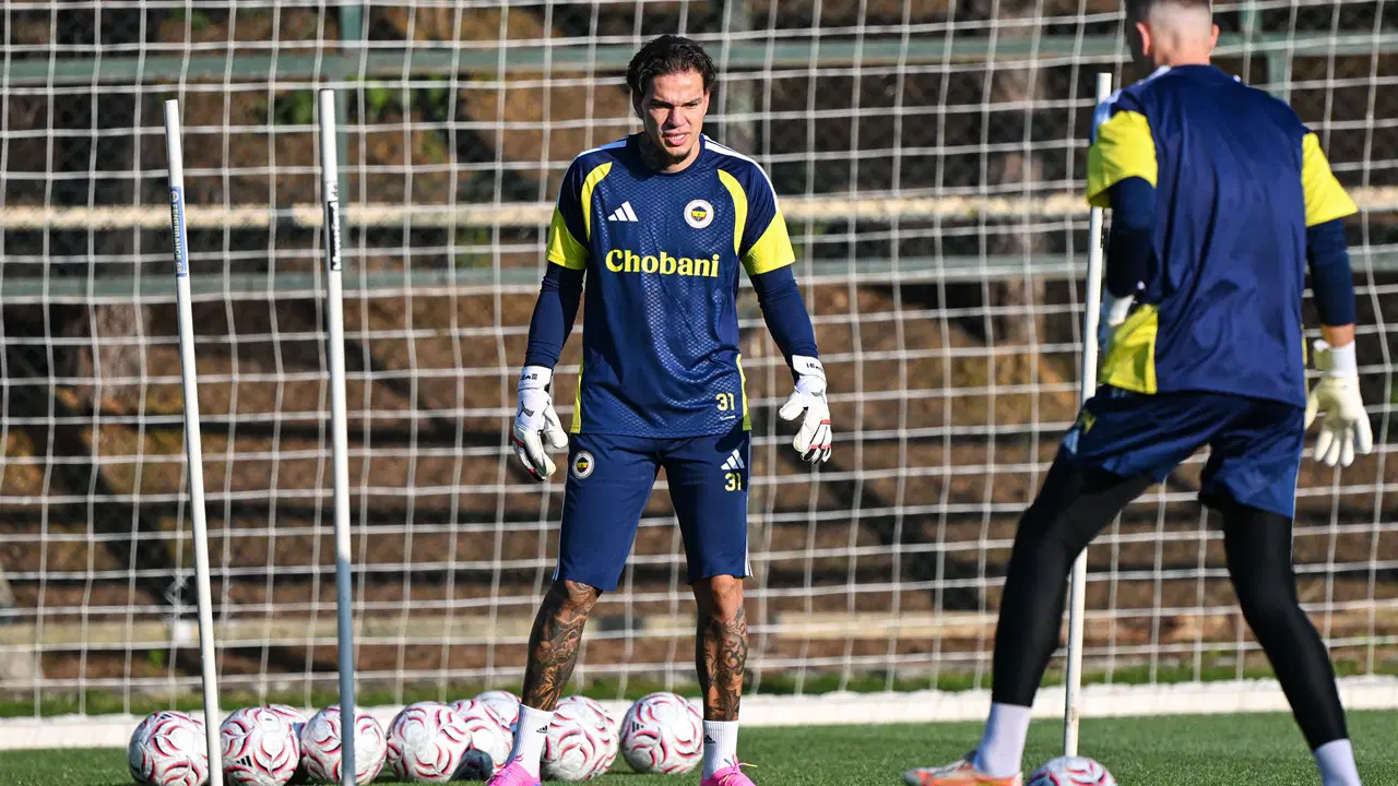 Fenerbahçe'nin Brezilyalı kalecisi Ederson'dan ayrılık iddialarına çarpıcı yanıt