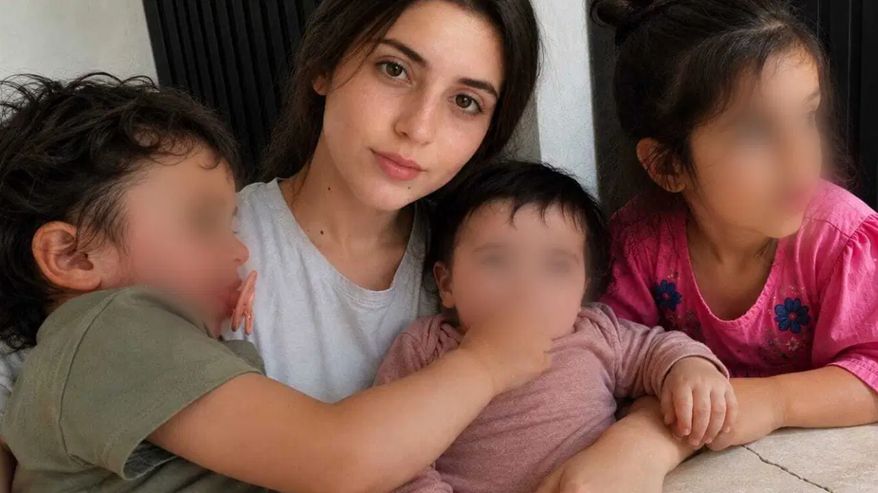 Almanya'da skandal uygulama: 3 küçük çocuk ailelerinden koparılarak koruyucu aileye verildi