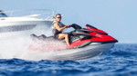 Fransa Alev Alev Yanarken Macron'un Jet Ski Keyfi Tartışma Yarattı