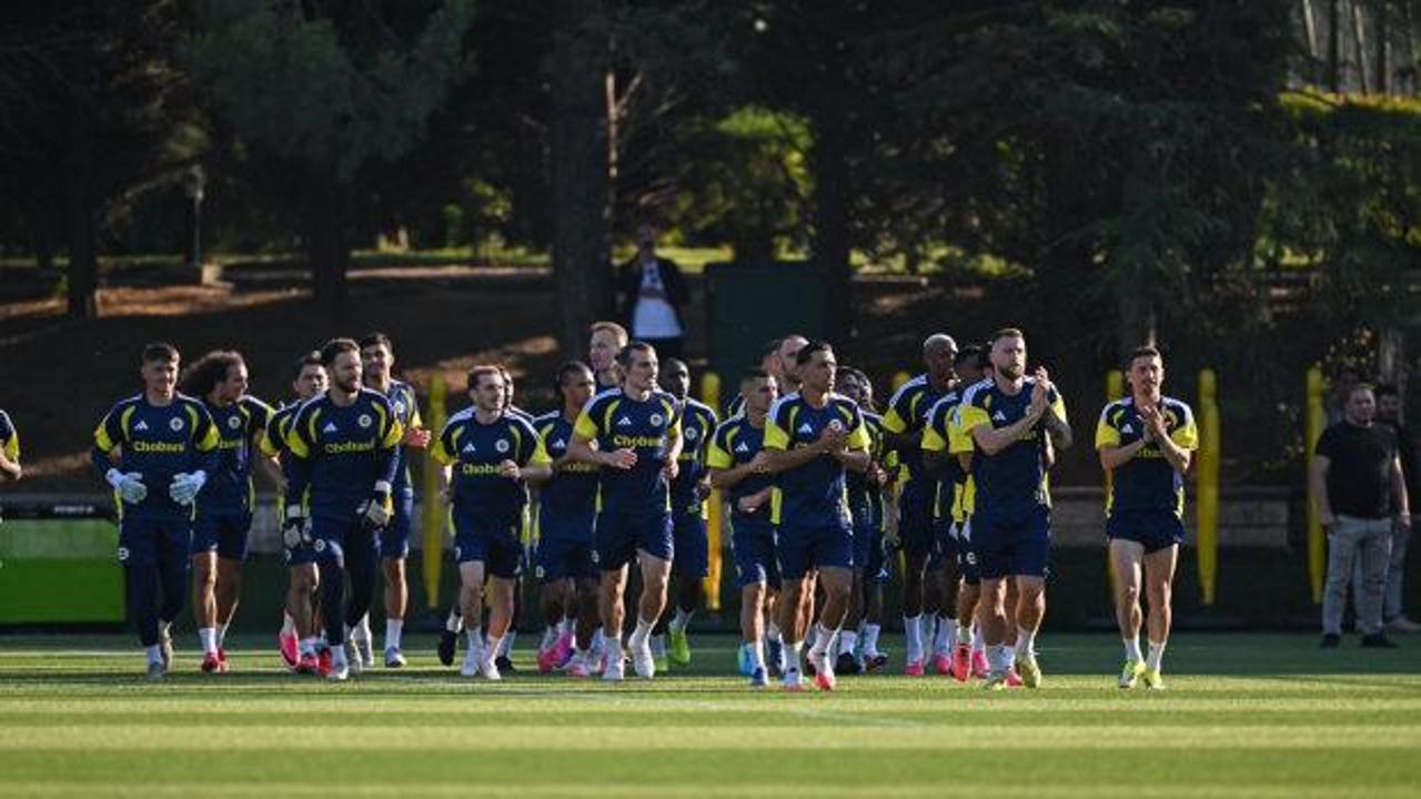 Juventus, Fenerbahçe'nin yıldız kalecisini gözüne kestirdi: Menajerle masaya oturuld
