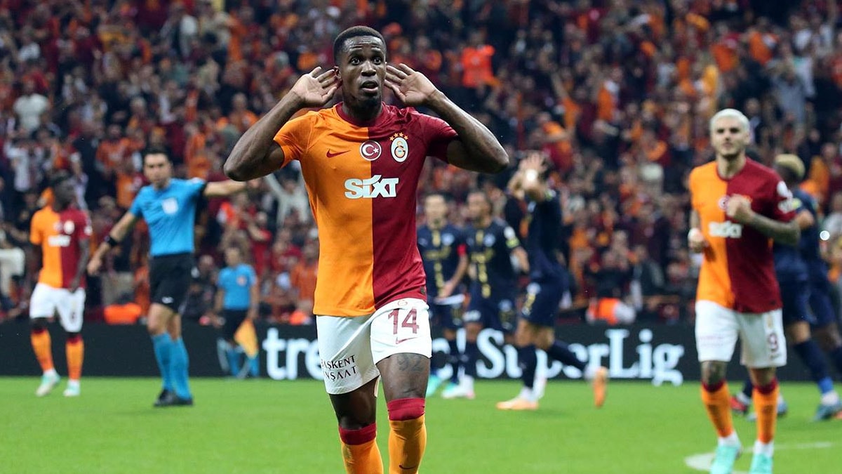 Galatasaray'la sözleşme uzatmayan yıldıza İngiliz kulübü talip oldu