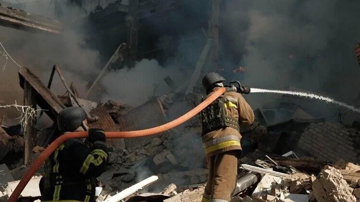 Rusya Ukrayna'nın stratejik noktalarını art arda vurdu: Saldırılar peş peşe geldi