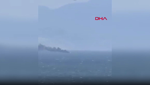 Didim açıklarında makine dairesinde çıkan yangında tekne battı: 2 kişi Sahil Güvenlik tarafından kurtarıldı