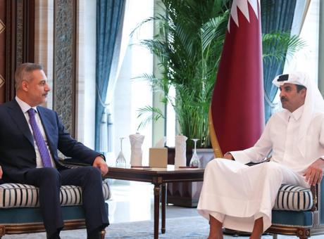 Bakan Fidan Doha'da temaslarda: Katar Emiri Al Sani kabul etti