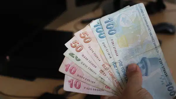 GİB'den mükelleflere son gün hatırlatması: 6 vergi türünde ödeme süresi bugün bitiyor
