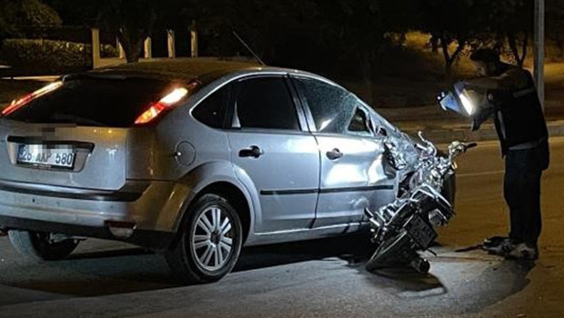 Karaman'da feci kaza: Dönüş yapan otomobile çarpan motosiklet sürücüsü hayatını kaybetti