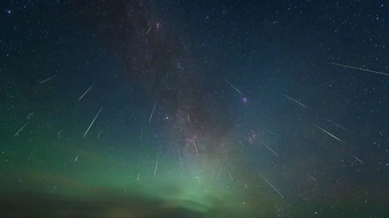 Perseid meteor yağmuru bu gece gökyüzünü aydınlatacak: Türkiye'den izleme rehberi