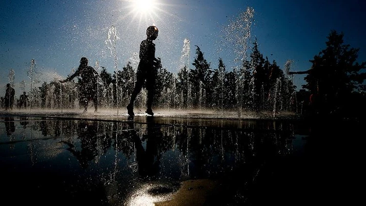 Meteoroloji'den 8 Ağustos 2026 raporu: Bazı bölgelerde sağanak, bazılarında kavurucu sıcaklık