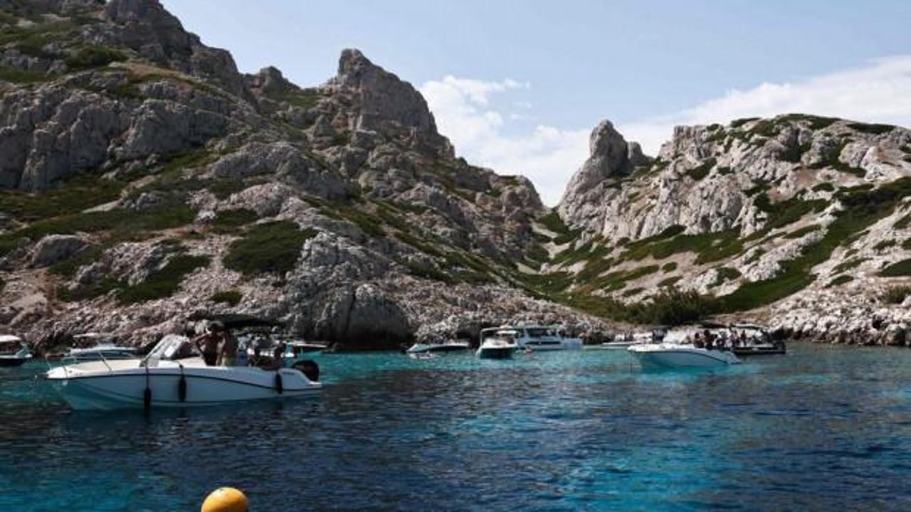 Cannes açıklarında korkunç kaza: 10 metrelik tekne bota çarptı, 1 kişi kayıp