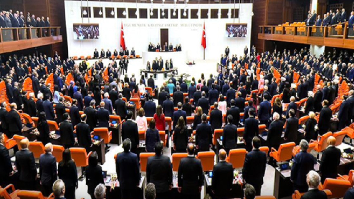 TBMM'de kritik oylama: Ekonomik paketin kaderi bugün belli oluyor
