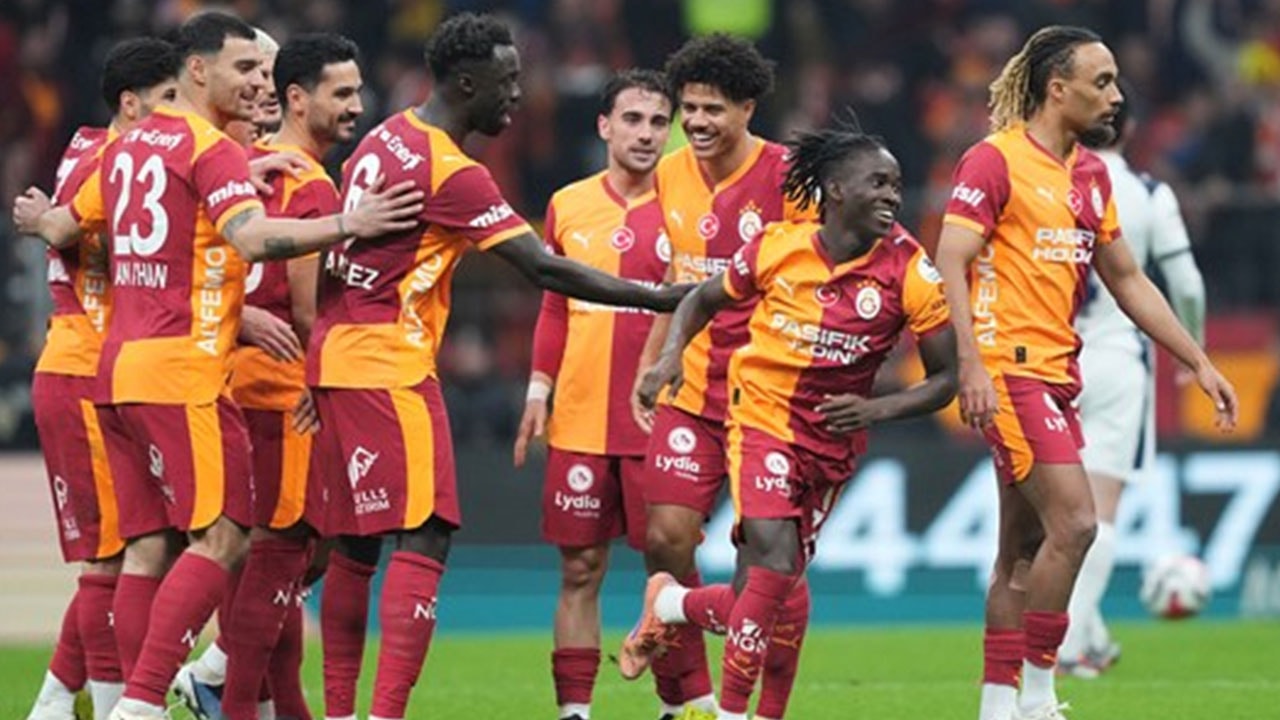 Galatasaray'da 'Patron'un yanına vatandaşı transfer ediliyor