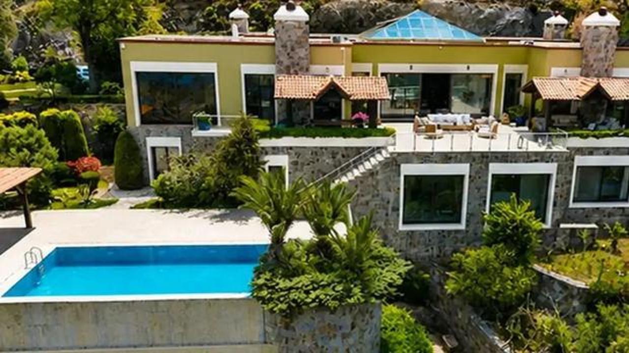 Türkiye'de satışa çıktı! İstenen fiyat dudak uçuklatıyor