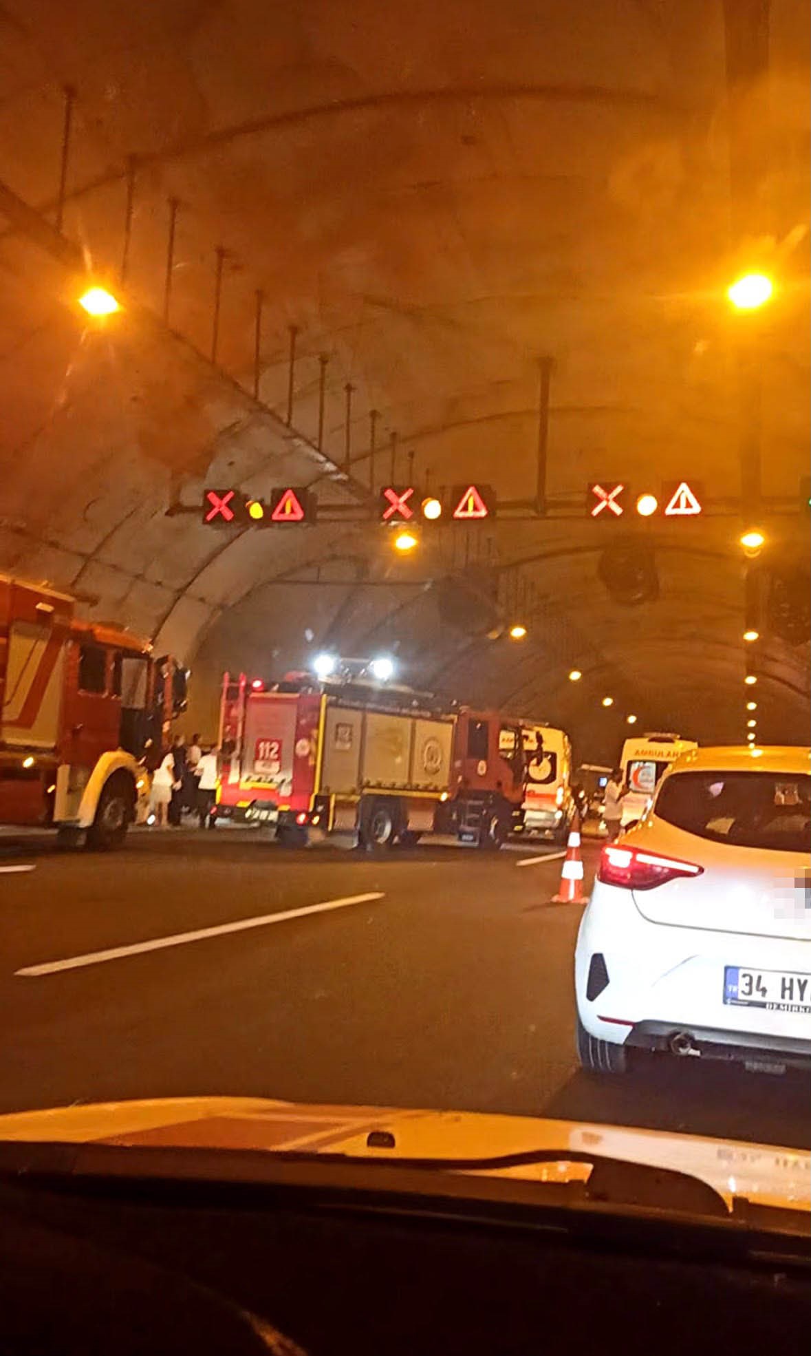 Kuzey Marmara Otoyolu'nda tünelde feci kaza: 3 ölü, 1 ağır yaralı