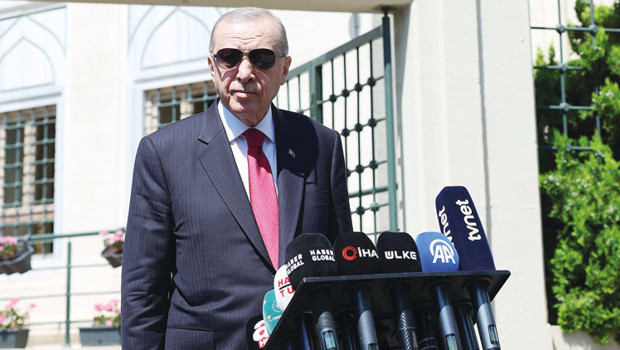 Erdoğan: Ayasofya'yı yeniden ibadete açmak bize nasip oldu