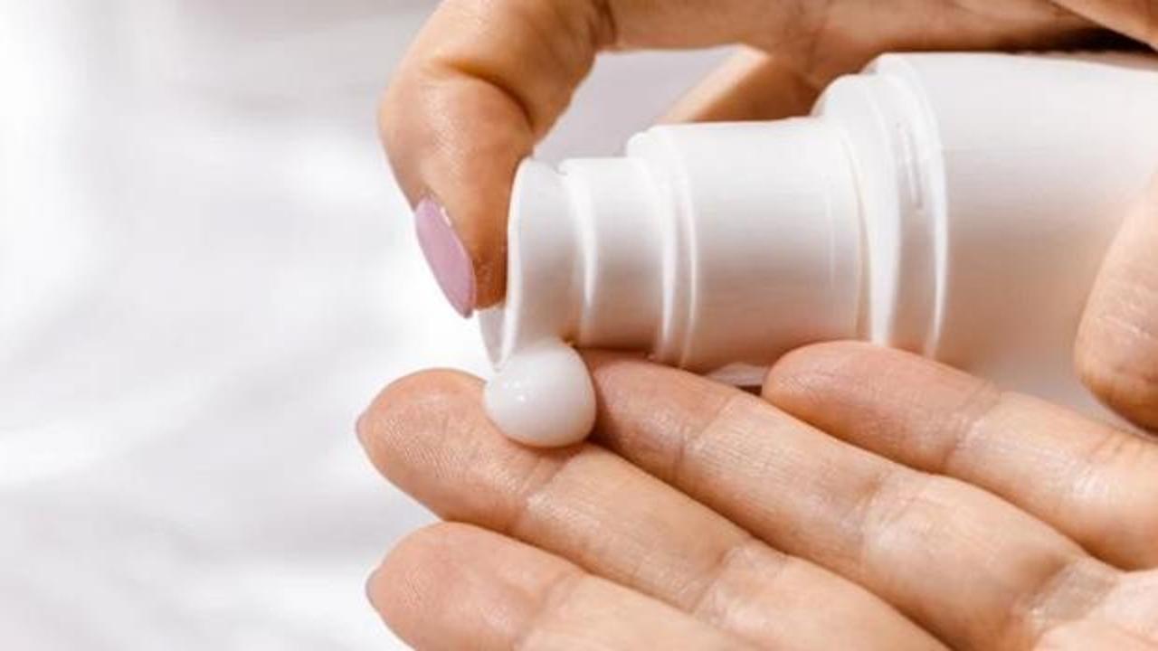 Uzmanı uyardı: Bu kozmetik ürünler kanser riskini artırabilir