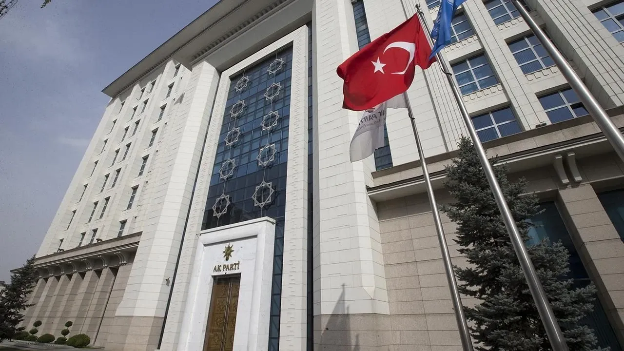Ankara kulisleri hareketli: 3 ilçenin AKP'ye katılacağı öne sürülüyor