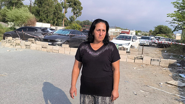 Hatay'da ruhsat tartışması sahil yolunu kapattırdı