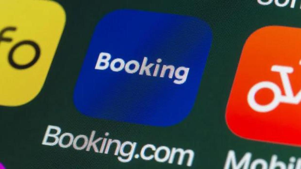 AK Parti'den Booking ve Airbnb düzenlemesi: Yabancı konaklama platformlarına izin belgesi şartı getiriliyor