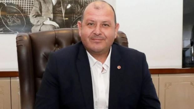 Tutuklanan Menderes Belediye Başkanı İlkay Çiçek CHP'den istifa etti