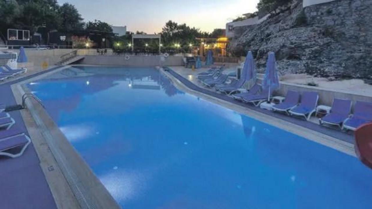 Bodrum'da otel havuzunda kimyasal tehlike: 10'u çocuk 13 kişi zehirlendi