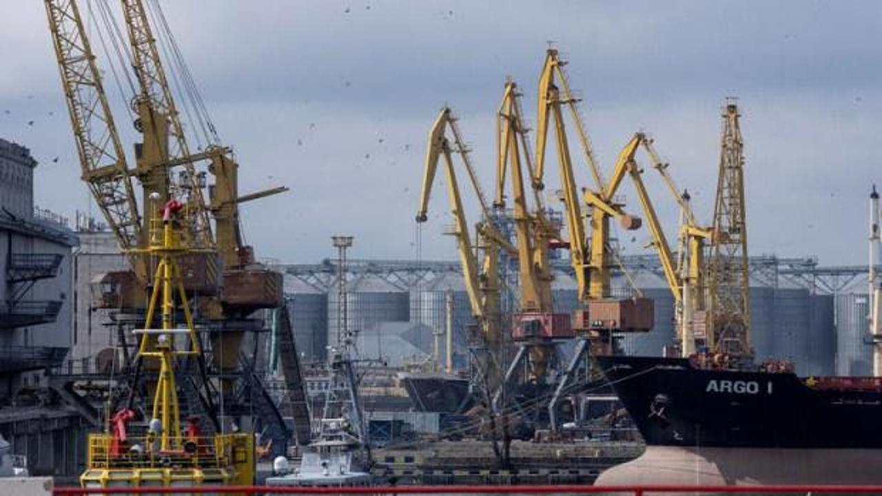 Rusya gece yarısı Odessa Limanı'nı vurdu: Askeri altyapı hedef alındı