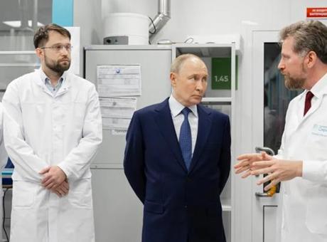 Putin'in 27 milyar dolarlık 'ölümsüzlük' projesi: Gençlik çilekleri, geyik kanı banyosu ve gizli laboratuvarlar