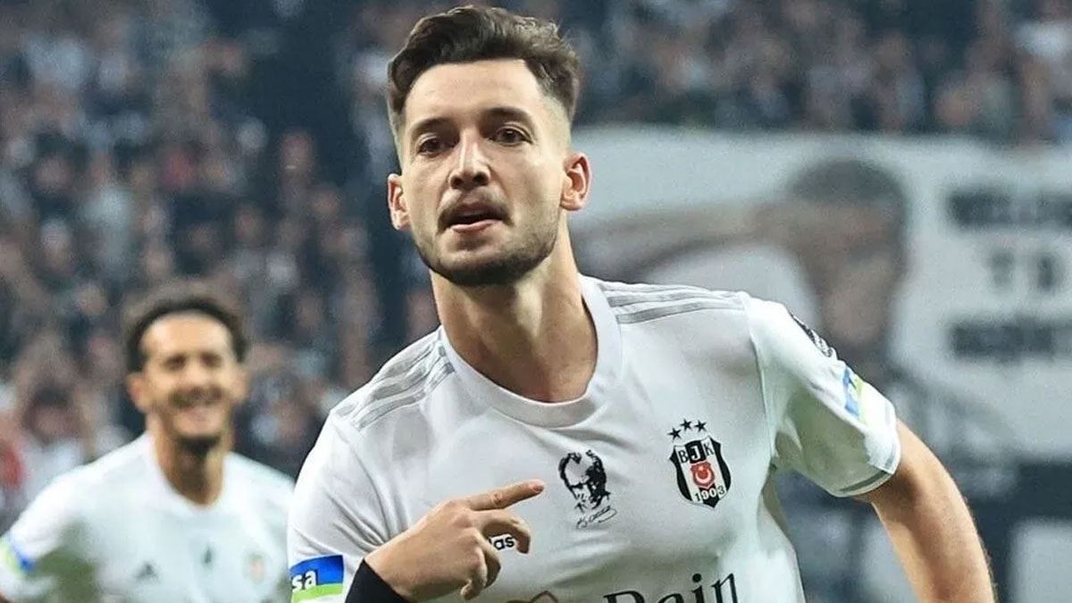 Beşiktaş'ın genç stoperi Tayyip Talha, Rizespor'a transfer oldu