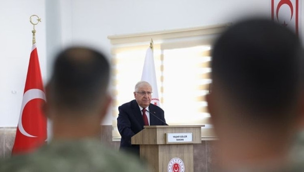 Bakan Güler KKTC'de Mehmetçik'le buluştu: Rum lobilerinin kararı yok hükmündedir