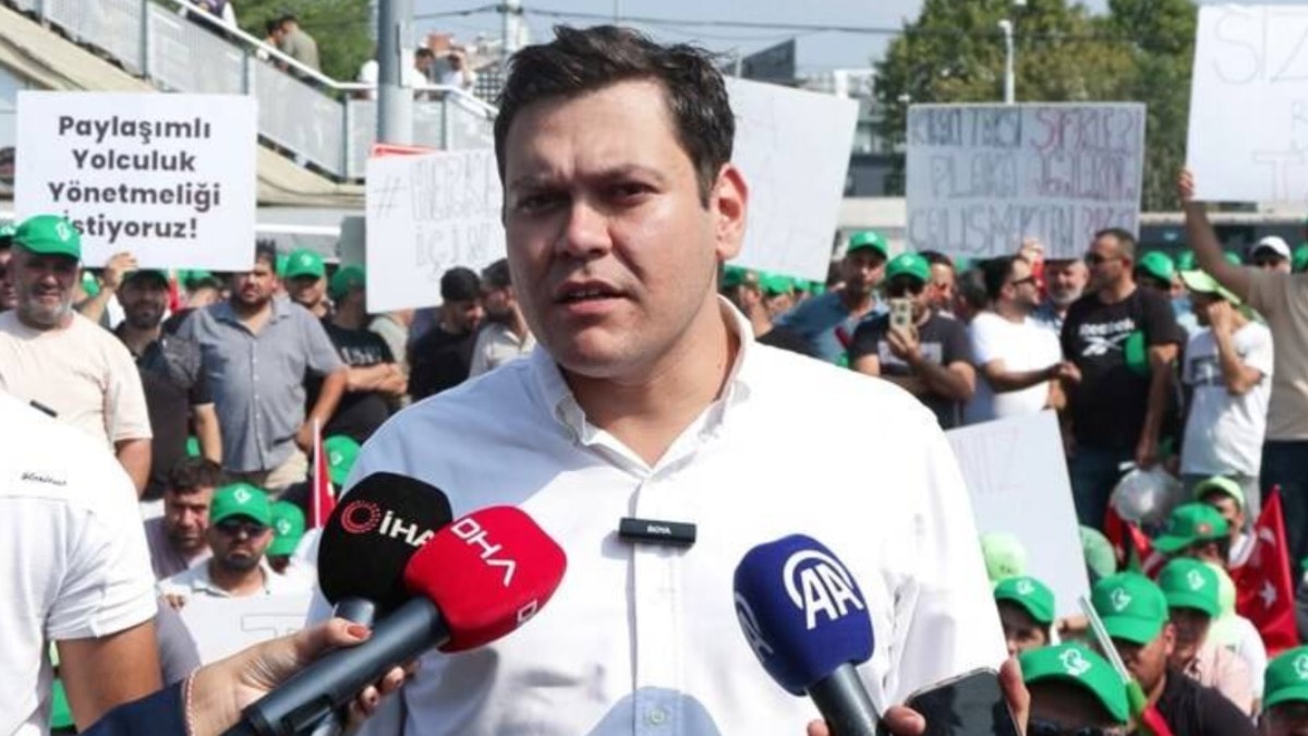 Martı'nın kurucusu Oğuz Alper Öktem aktif siyasete adım attı