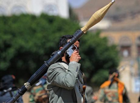 Yemen'de Husiler saldırdı: 2 asker şehit oldu, 9 asker yaralı