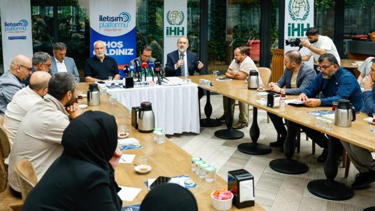 Bangsamoro Lideri Hacı Murad İbrahim, İstanbul'da Basın Mensuplarıyla Bir Araya Geldi