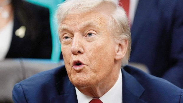 Trump'tan Umman'a sert mesaj: "Onlarla başa çıkıyoruz"
