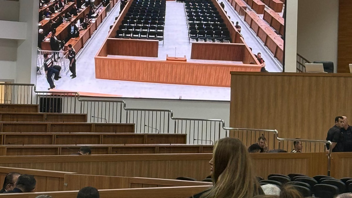 Milyarlarca Liraya Yapılan Yeni Tesis, İnsani Koşulları Tartıştırıyor