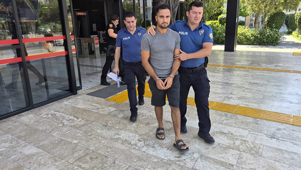 Antalya Alanya'da yabancı uyruklu kadına cinsel saldırı ve gasp: Zanlı tutuklandı