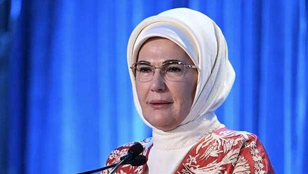Emine Erdoğan'dan AK Parti'nin 25'inci yılına kutlama mesajı