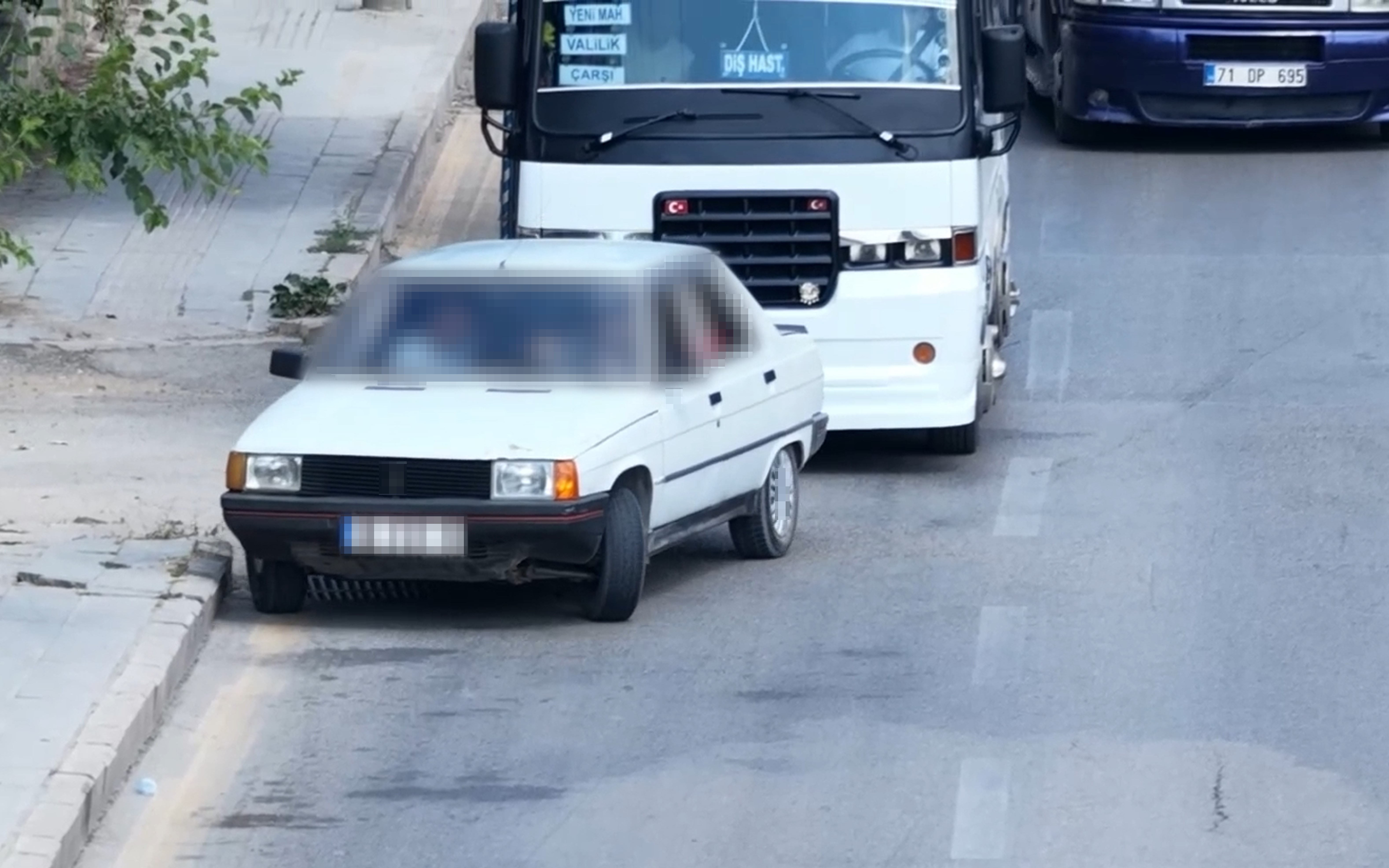 Kırıkkale'de dronlu denetimde yakayı ele veren ehliyetsiz sürücüye 80 bin lira ceza